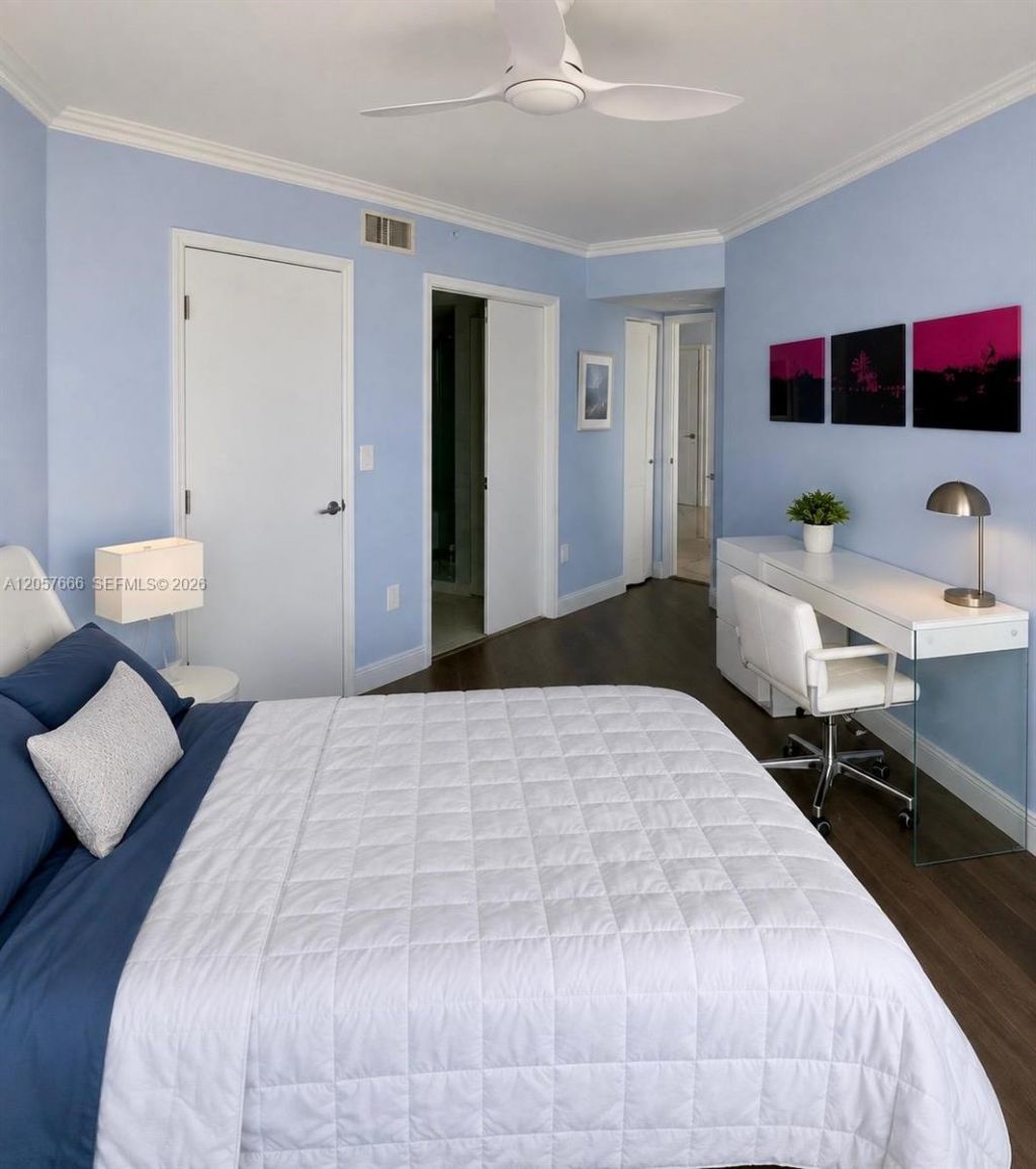 6301 Collins Ave, Unit 1504, Miami Beach, FL 33141 Photo