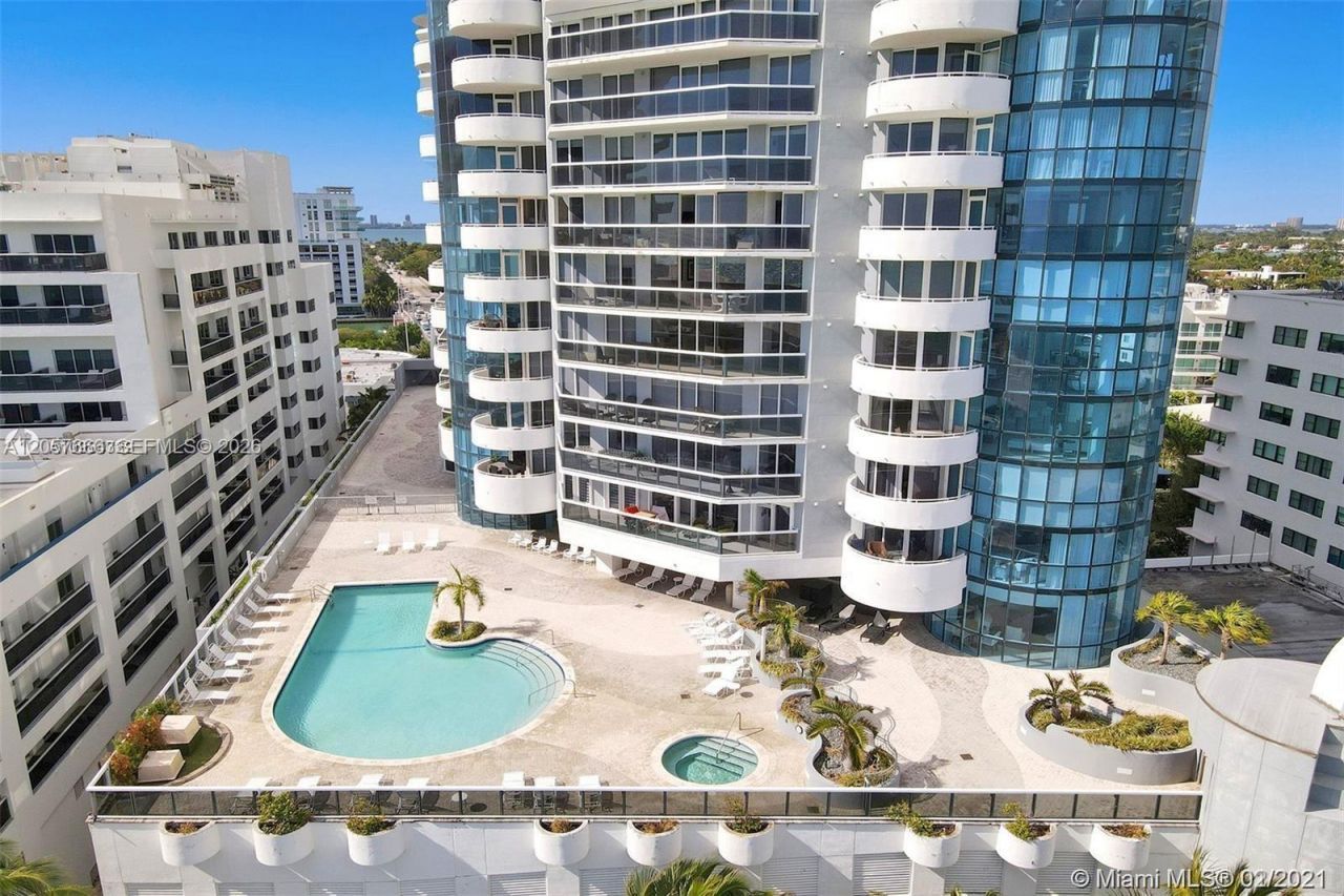 6301 Collins Ave, Unit 1504, Miami Beach, FL 33141 Photo