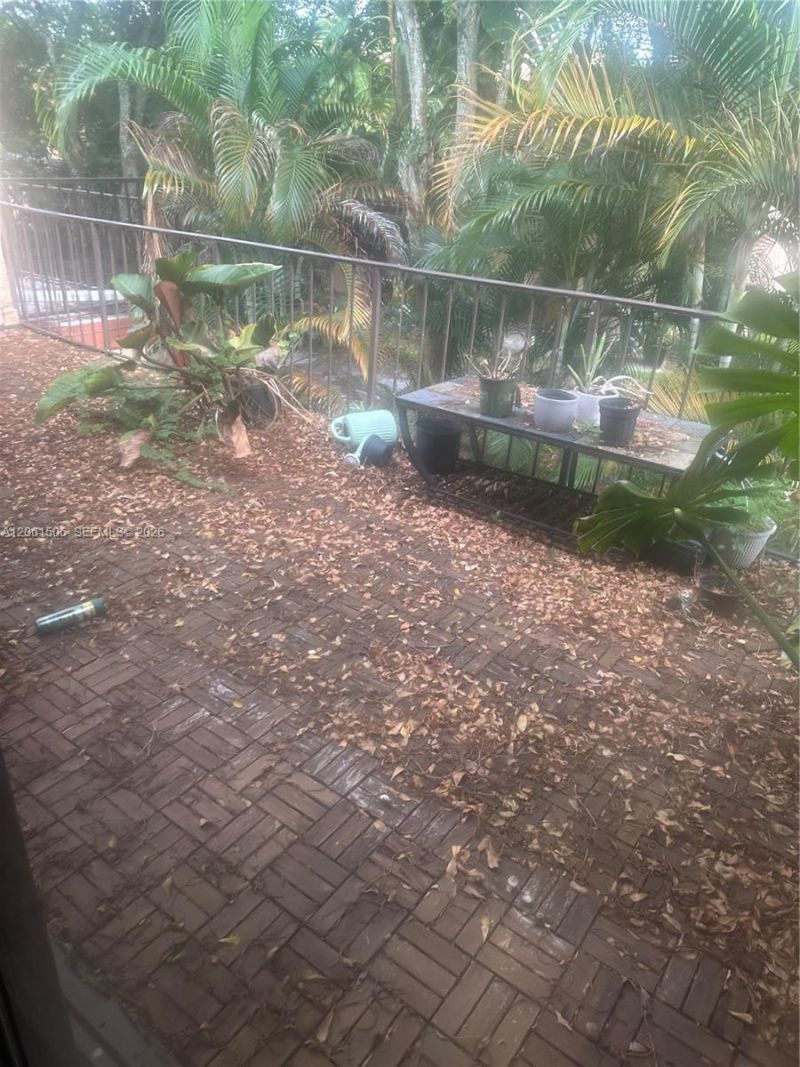 62 Spinning Wheel Ln, Tamarac, FL 33319 Photo