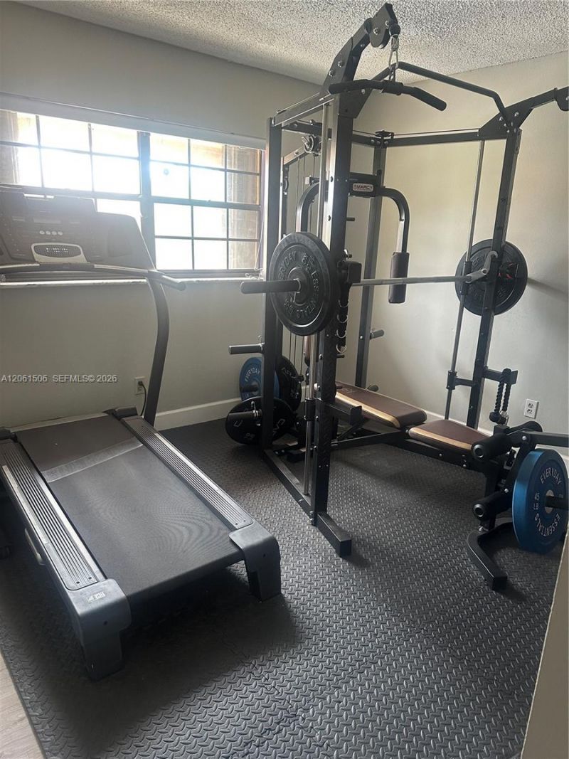 62 Spinning Wheel Ln, Tamarac, FL 33319 Photo