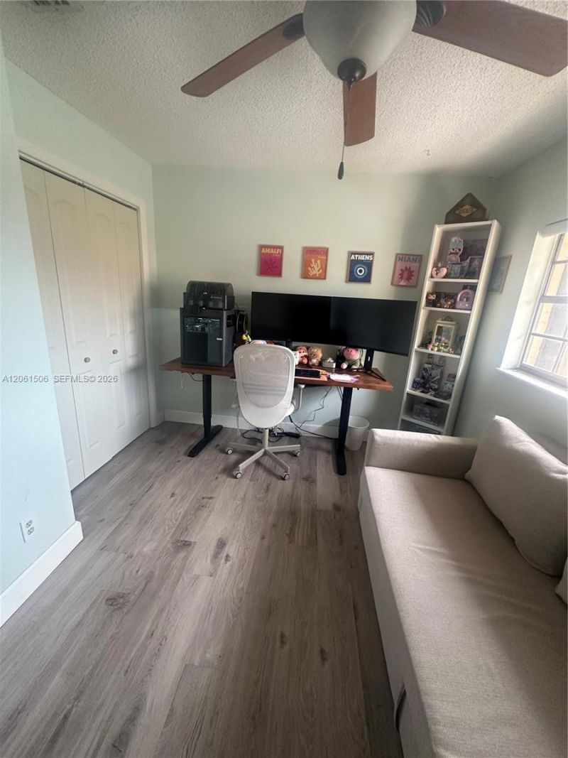 62 Spinning Wheel Ln, Tamarac, FL 33319 Photo