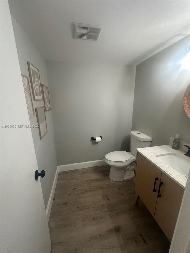 62 Spinning Wheel Ln, Tamarac, FL 33319 Photo