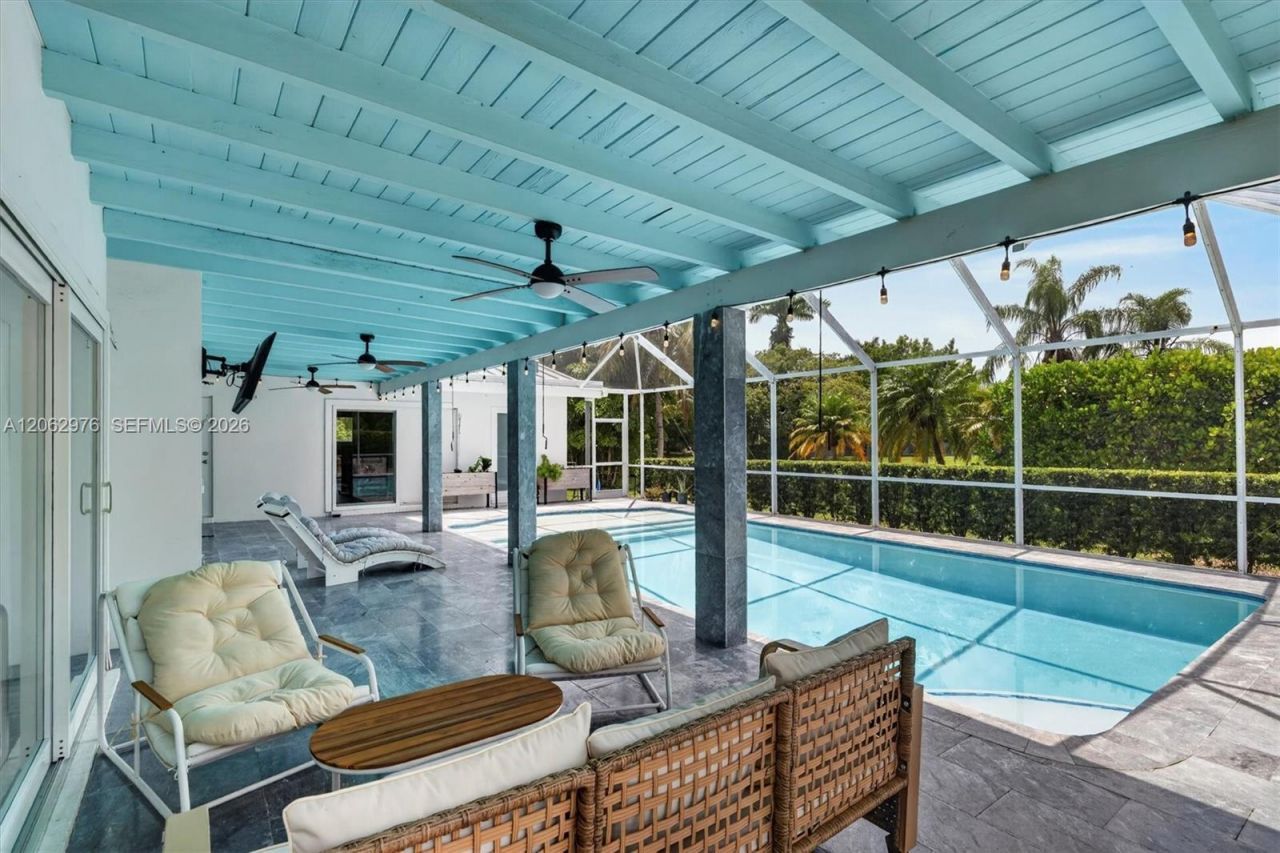 16840 SW 87th Ave, Palmetto Bay, FL 33157 Photo