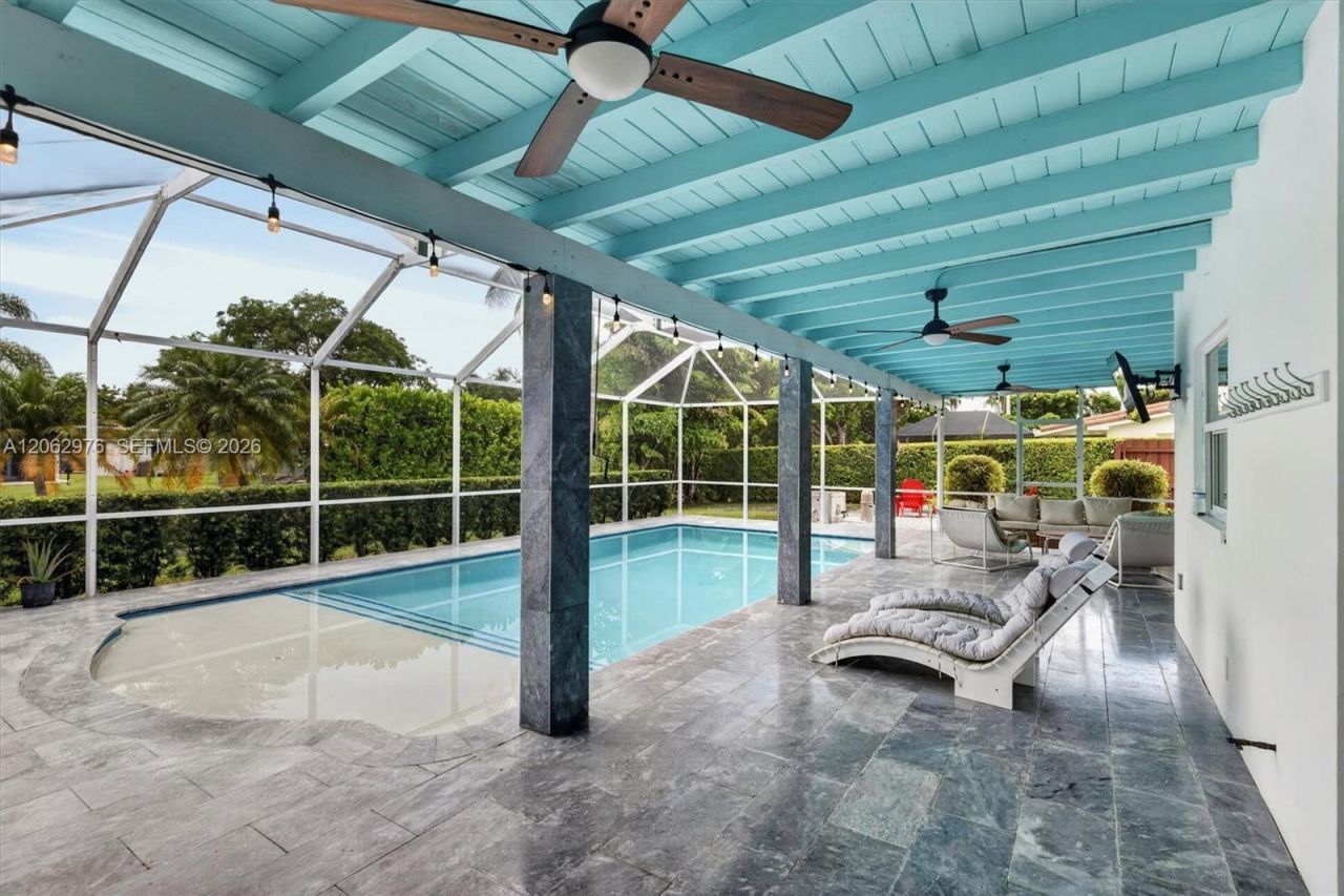 16840 SW 87th Ave, Palmetto Bay, FL 33157 Photo