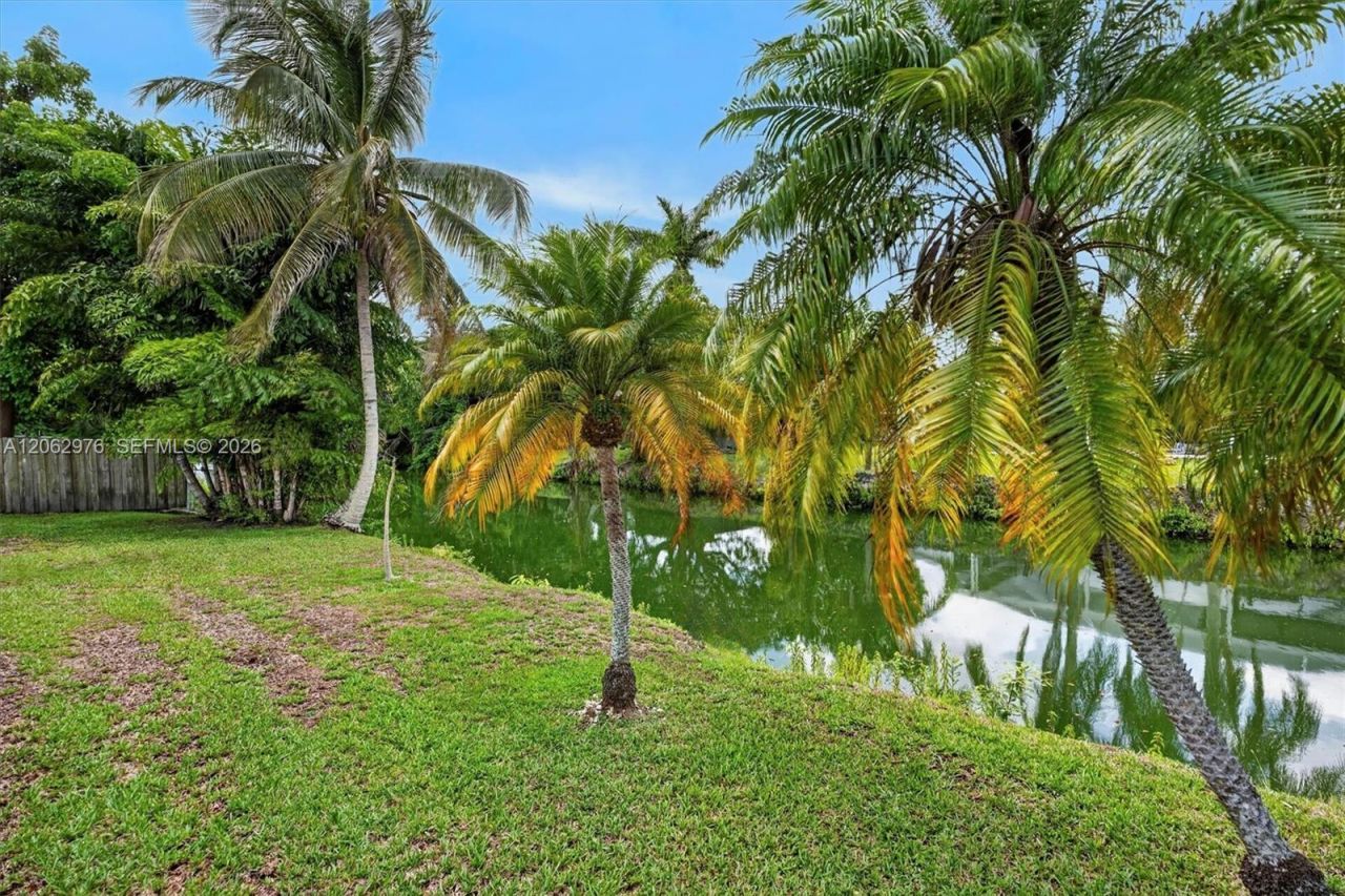 16840 SW 87th Ave, Palmetto Bay, FL 33157 Photo