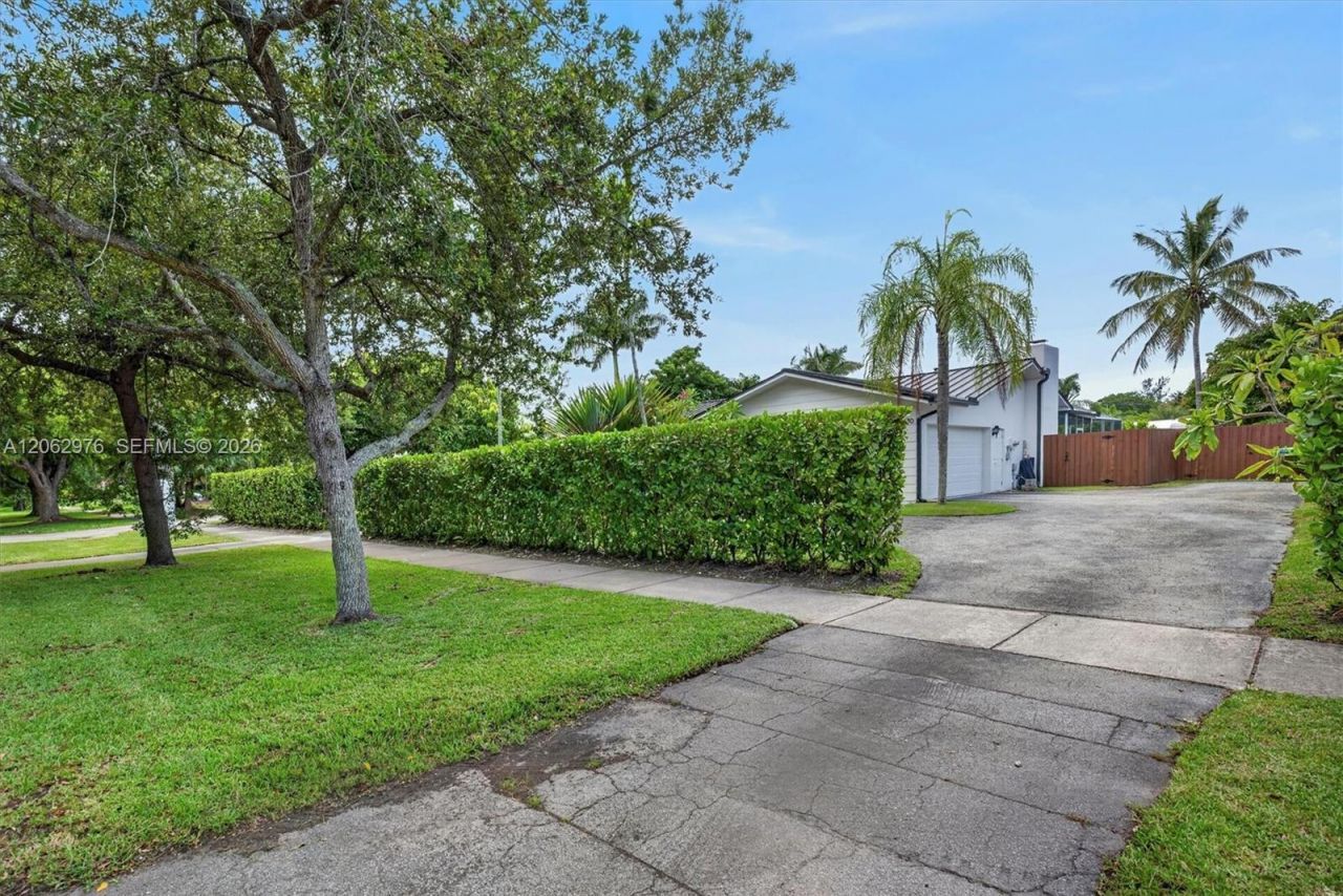 16840 SW 87th Ave, Palmetto Bay, FL 33157 Photo