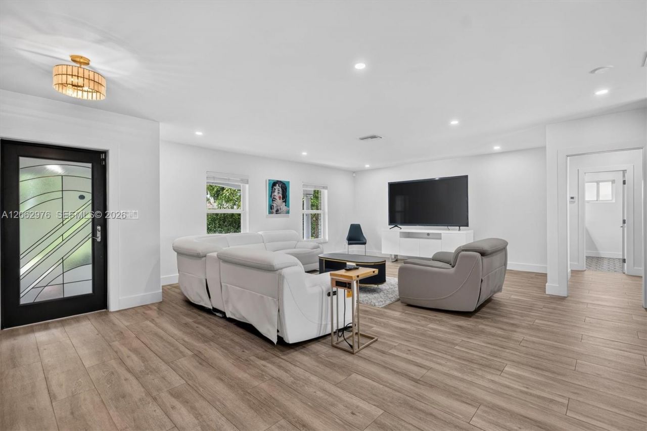 16840 SW 87th Ave, Palmetto Bay, FL 33157 Photo