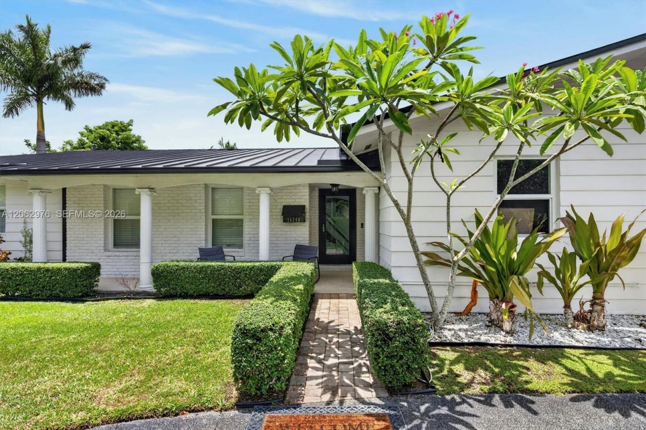 16840 SW 87th Ave, Palmetto Bay, FL 33157 Photo
