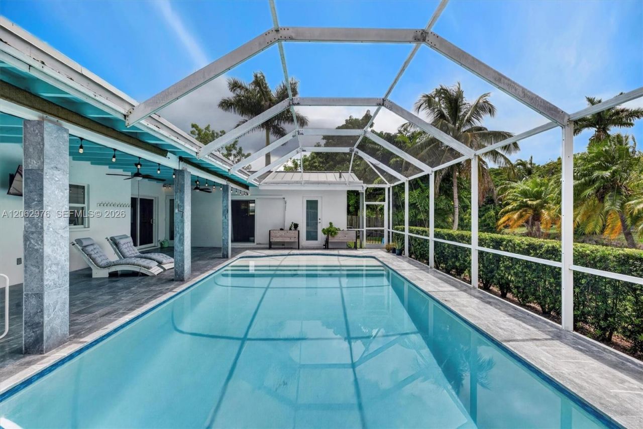 16840 SW 87th Ave, Palmetto Bay, FL 33157 Photo