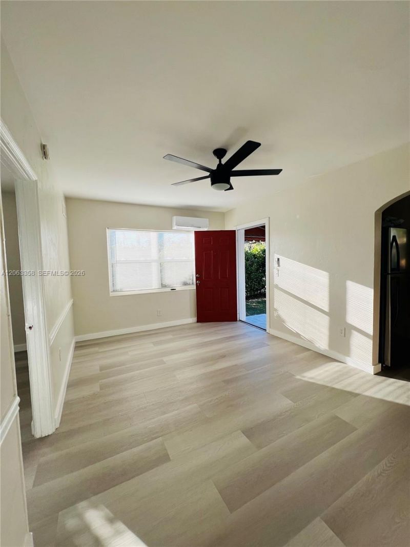 150 NE 59th St, Miami, FL 33137 Photo