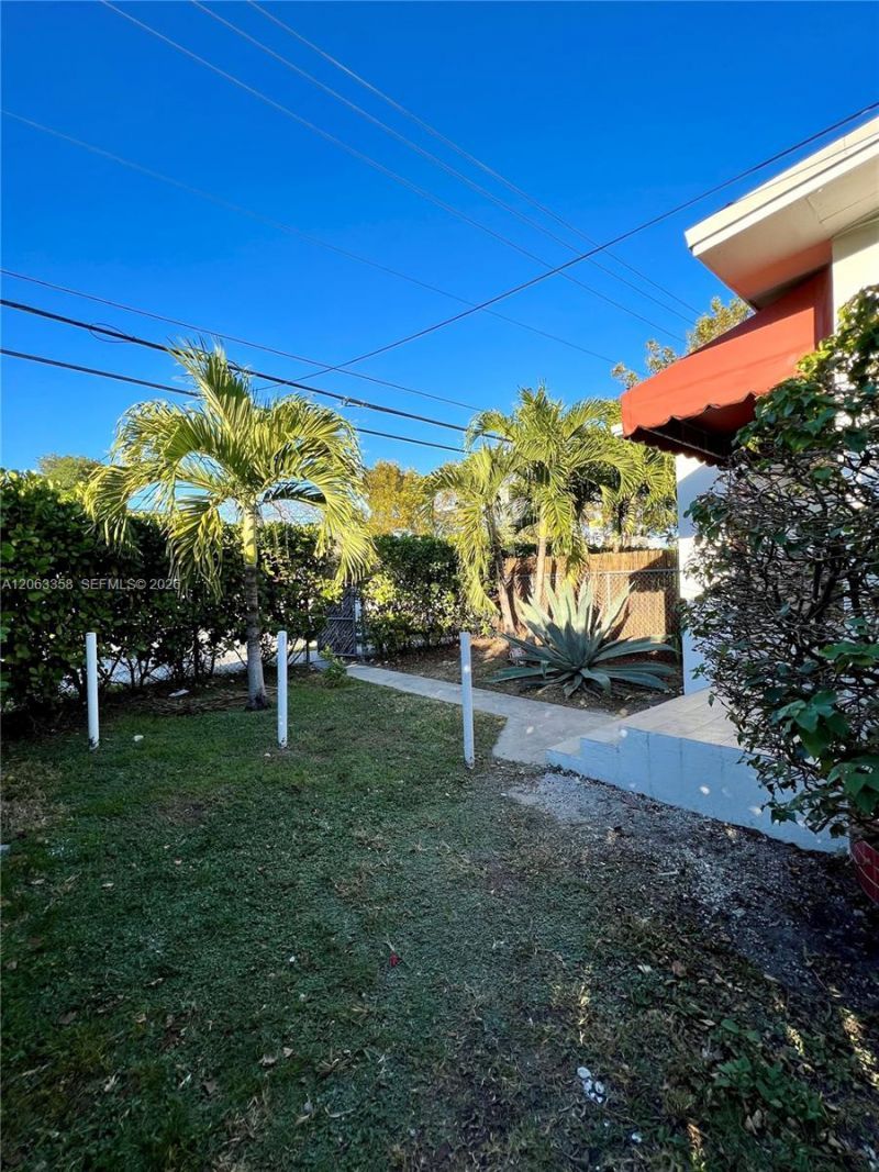 150 NE 59th St, Miami, FL 33137 Photo