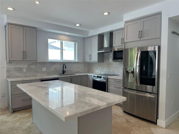 3160 Matilda St , Unit 3160, Miami, FL 33133
