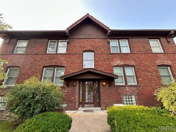 4459 Shaw Boulevard , St Louis, MO 63110