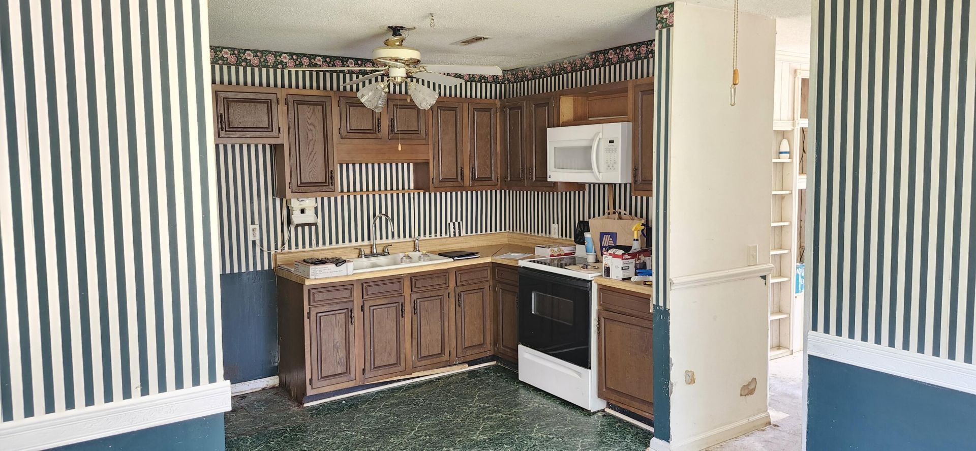 12 Ferncliff Way Photo 8