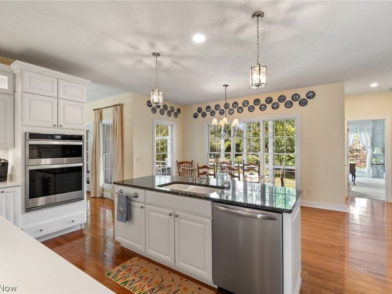 1829 Swanhurst Circle NE, North Canton, OH 44720 Photo 12