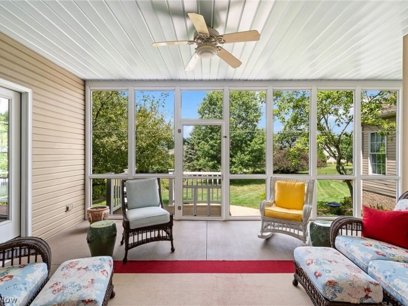 1829 Swanhurst Circle NE, North Canton, OH 44720 Photo 16