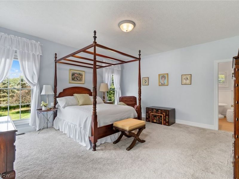 1829 Swanhurst Circle NE, North Canton, OH 44720 Photo 18