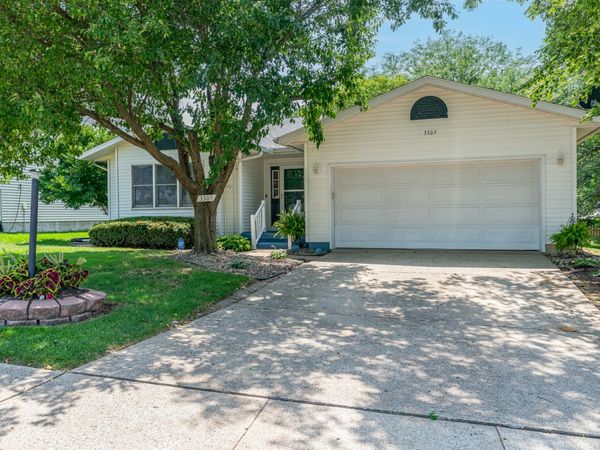 3305 W 66th Street , Davenport, IA 52806