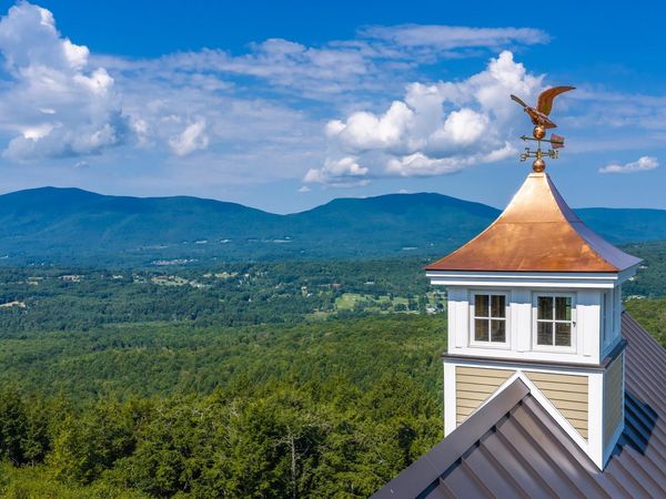 23 Valley View Road, Winhall, VT 05340