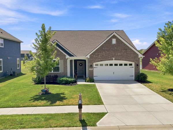 6813 Nottingham Lane, McCordsville, IN 46055