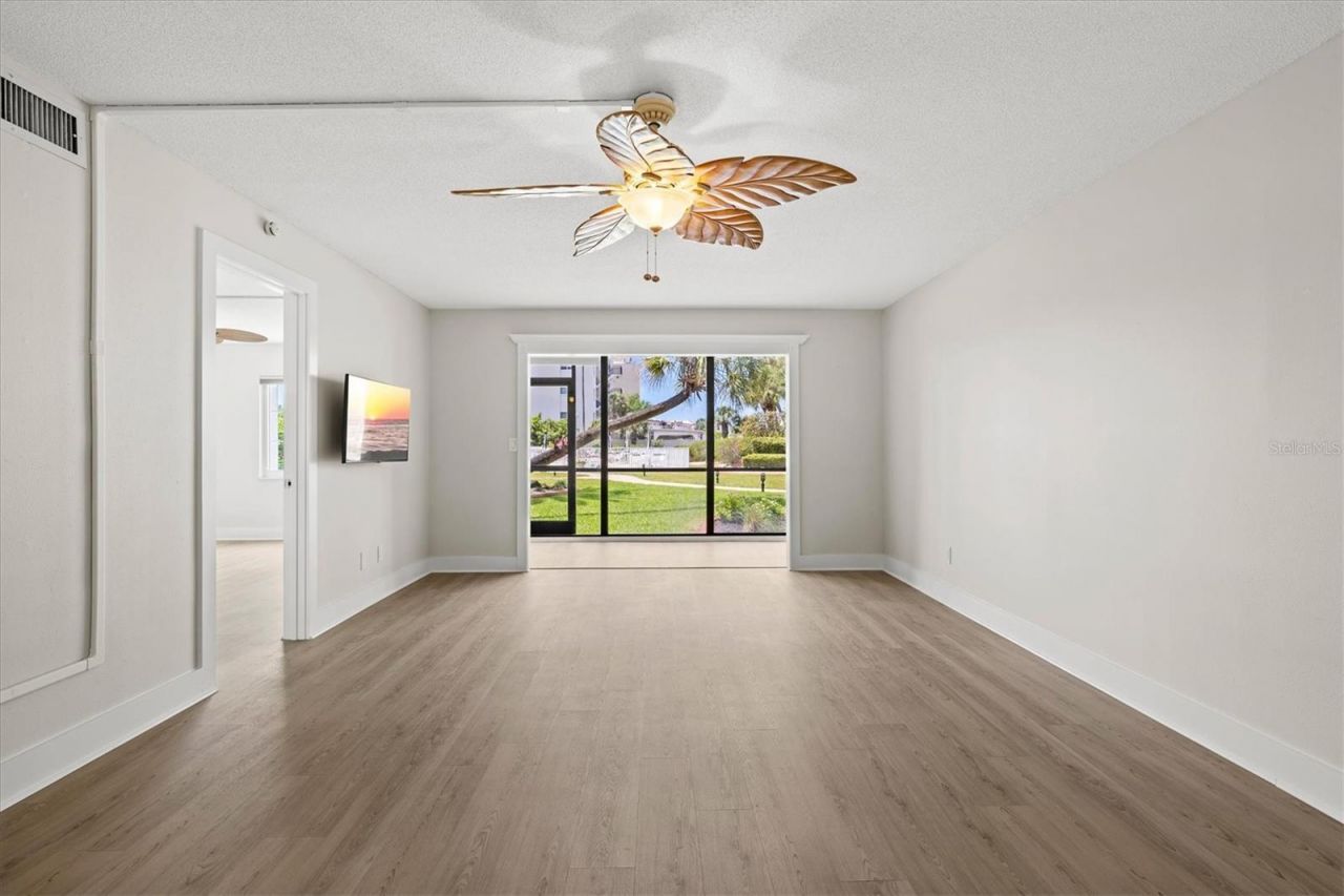 5600 Beach Way Drive, Unit 109, Sarasota, FL 34242 Photo