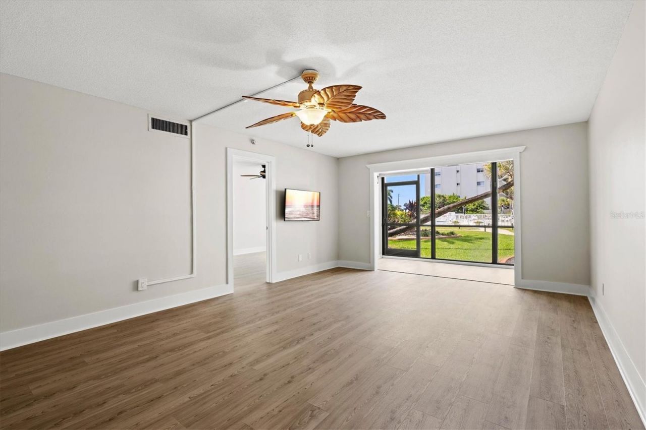 5600 Beach Way Drive, Unit 109, Sarasota, FL 34242 Photo