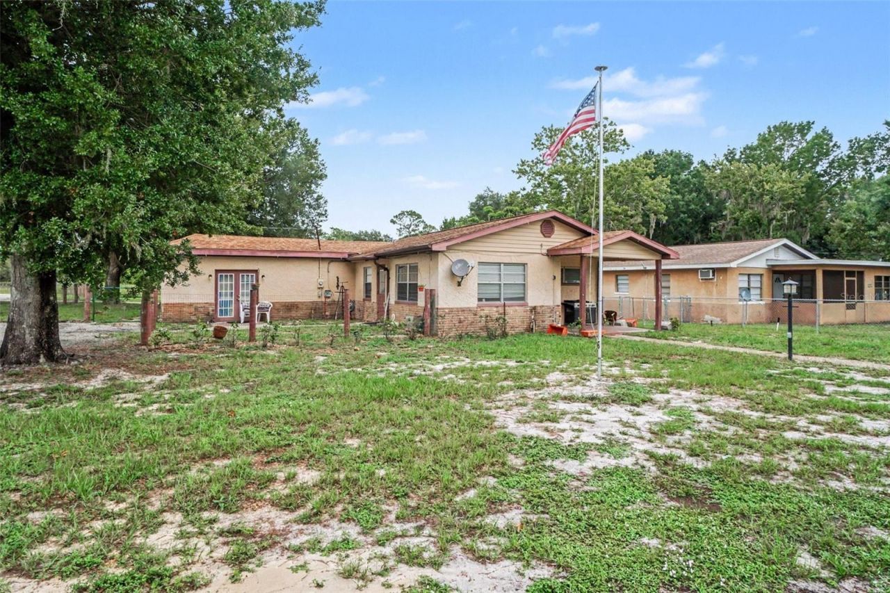 415 Lake June Road, Lake Placid, FL 33852 Photo