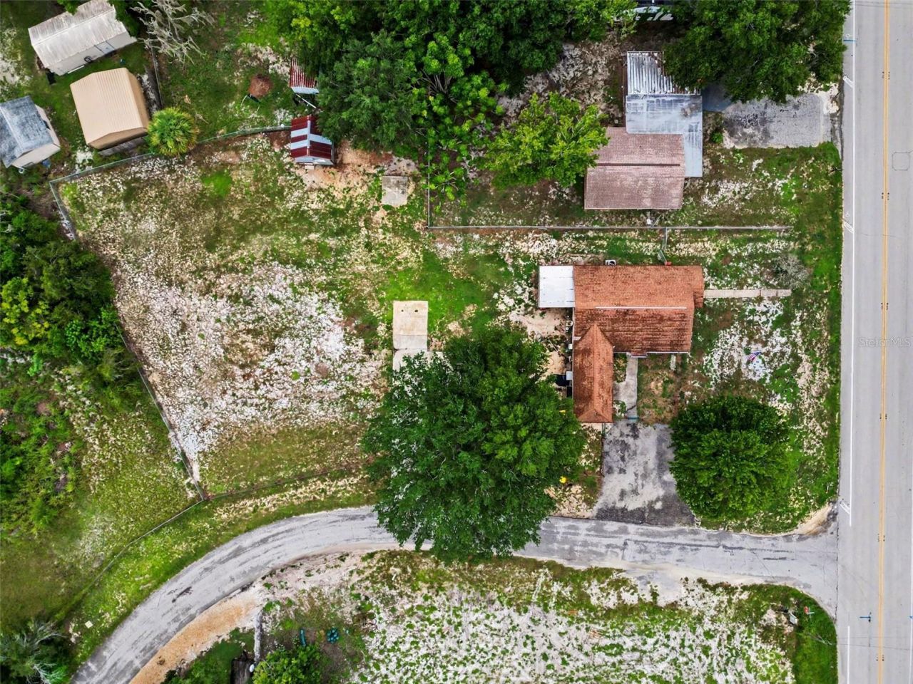 415 Lake June Road, Lake Placid, FL 33852 Photo