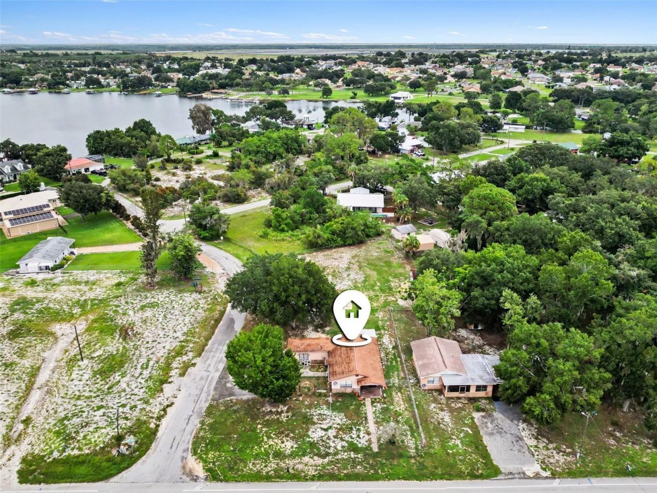 415 Lake June Road, Lake Placid, FL 33852 Photo