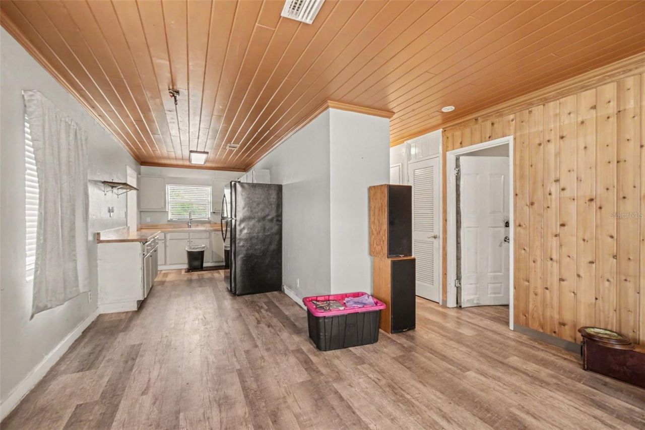 415 Lake June Road, Lake Placid, FL 33852 Photo