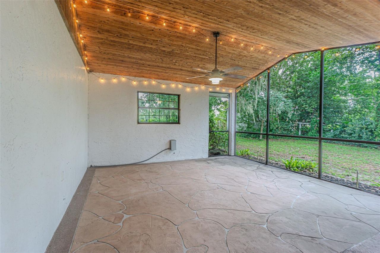 9217 Kingsridge Drive, Temple Terrace, FL 33637 Photo