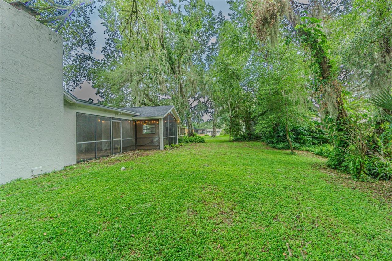 9217 Kingsridge Drive, Temple Terrace, FL 33637 Photo