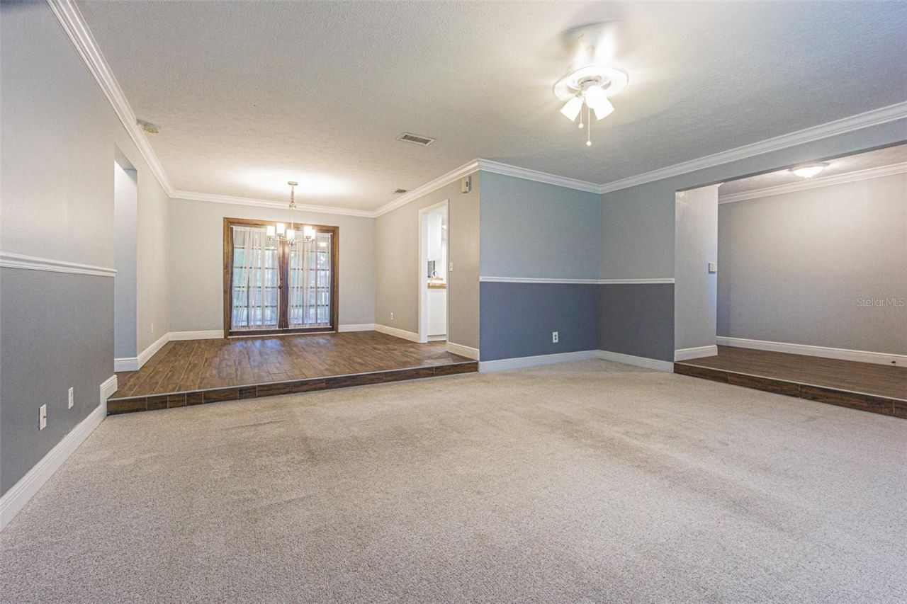 9217 Kingsridge Drive, Temple Terrace, FL 33637 Photo
