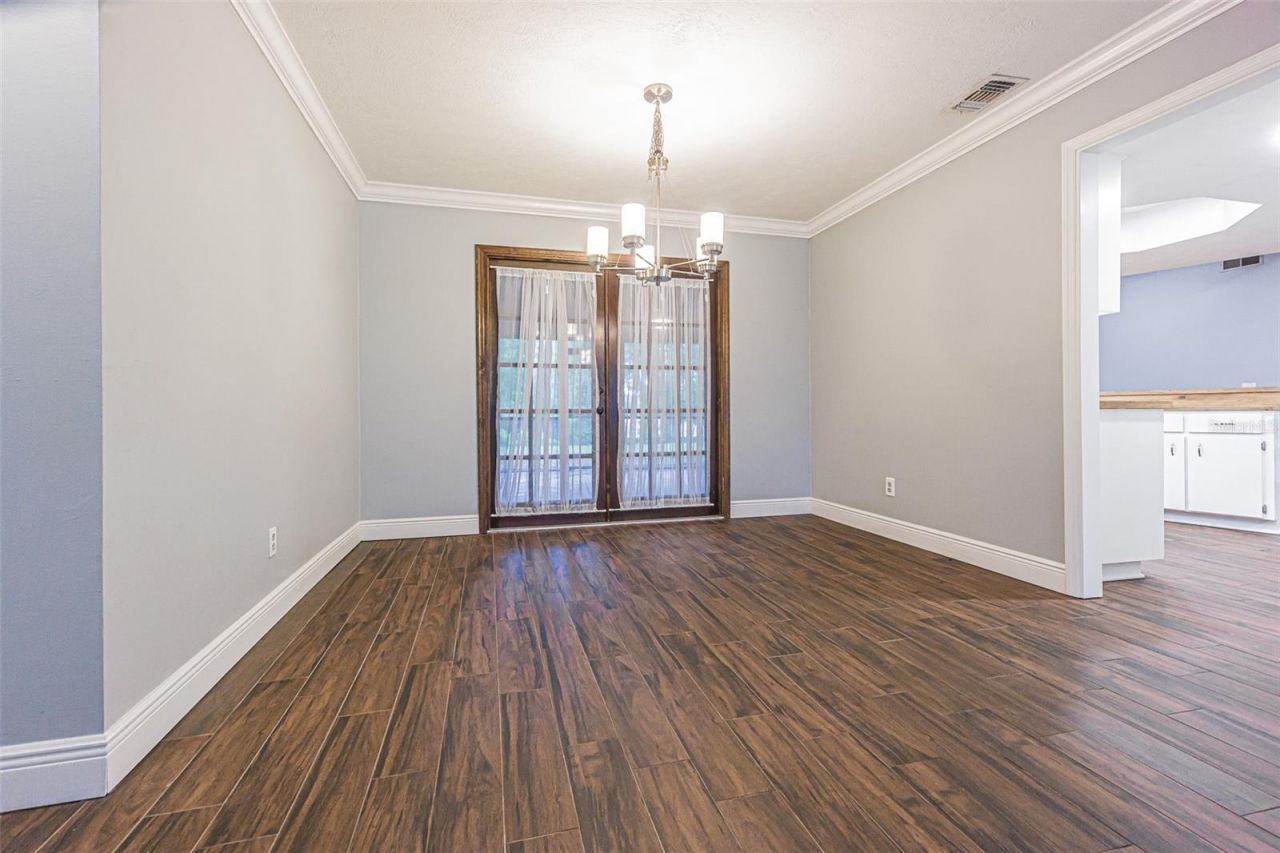 9217 Kingsridge Drive, Temple Terrace, FL 33637 Photo