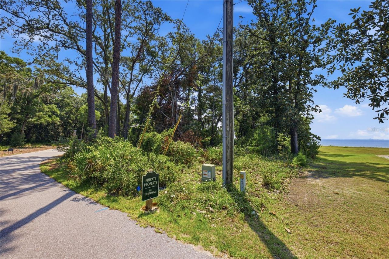 Marina Court, Niceville, FL 32578 Photo