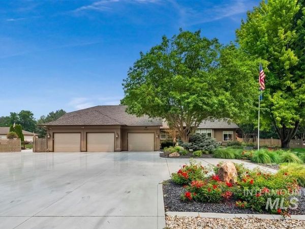16610 Rose Briar Ln, Nampa, ID 83687