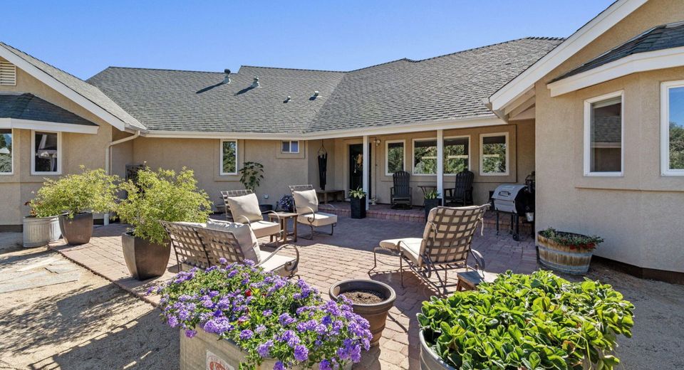 285 Kitts Way, Reno, NV 89521 Photo