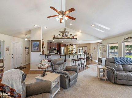285 Kitts Way, Reno, NV 89521 Photo
