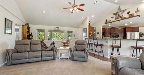285 Kitts Way, Reno, NV 89521 Photo