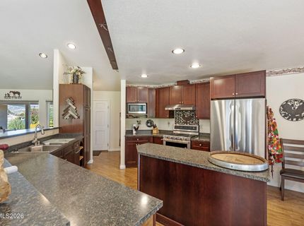 285 Kitts Way, Reno, NV 89521 Photo
