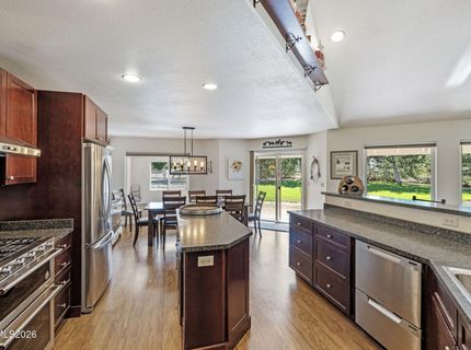 285 Kitts Way, Reno, NV 89521 Photo