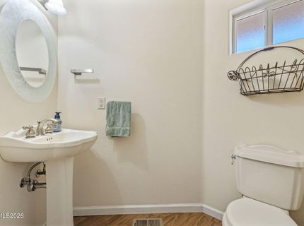 285 Kitts Way, Reno, NV 89521 Photo