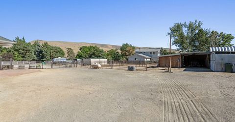 285 Kitts Way, Reno, NV 89521 Photo