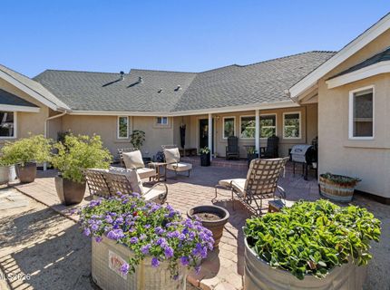 285 Kitts Way, Reno, NV 89521 Photo