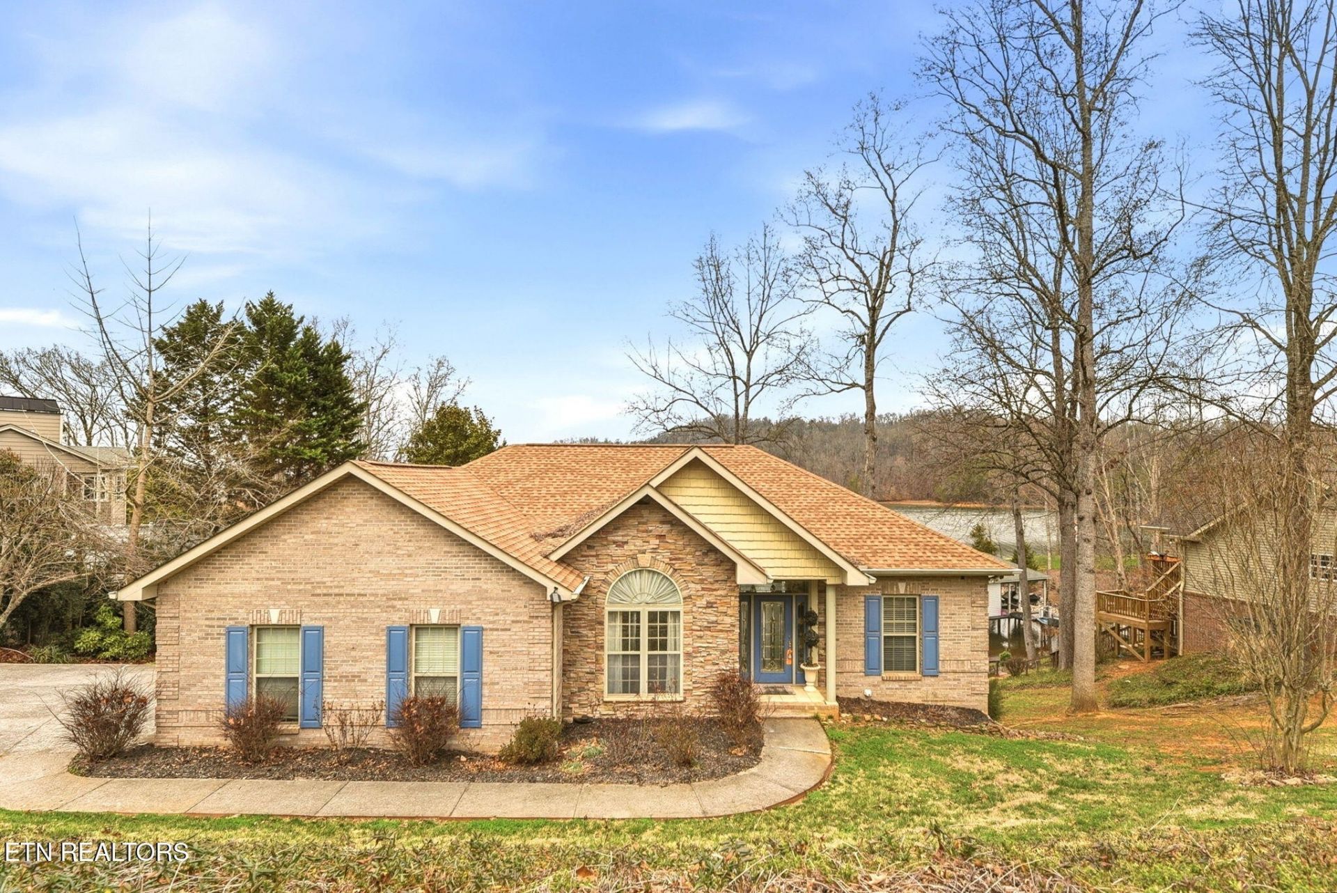 224 Northshore Drive , Greenback, TN 37742 Main Photo