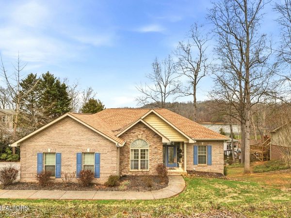 224 Northshore Drive , Greenback, TN 37742
