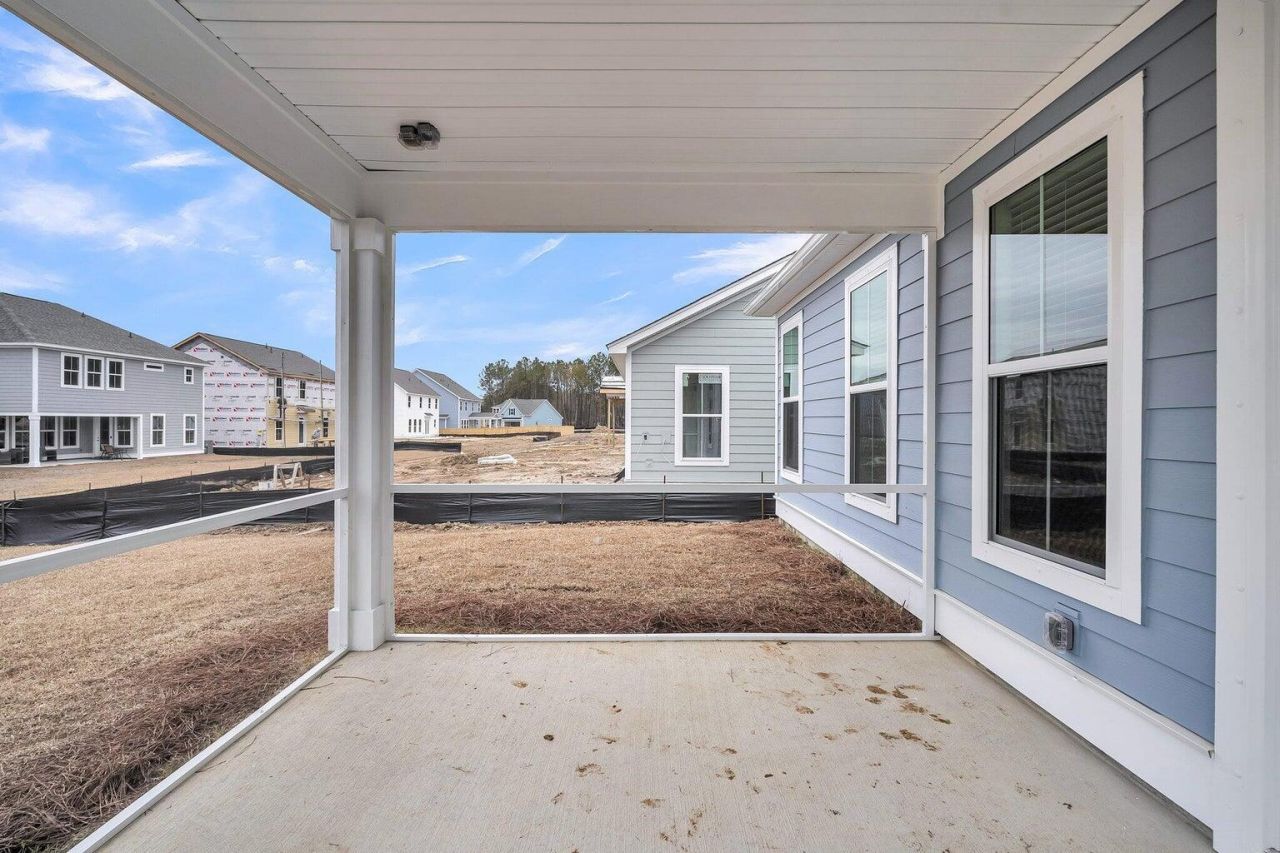 746 Southern Cypress Circle Photo 11