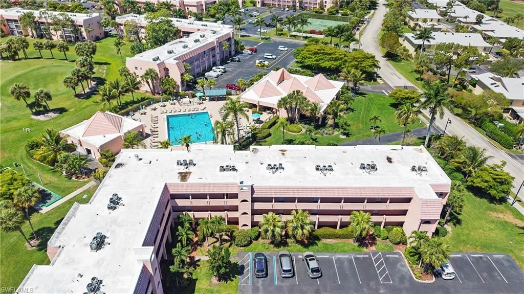 200 Forest Lakes Blvd, Unit 109, Naples, FL 34105 Photo