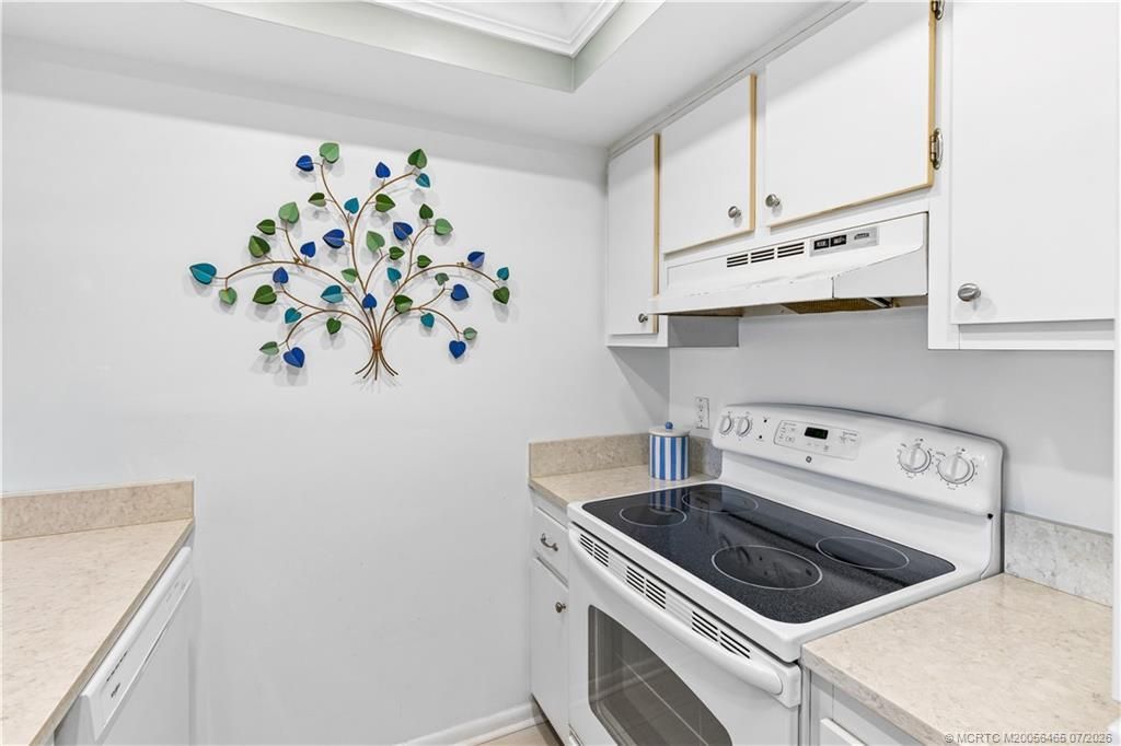 40 NE Plantation Road, Unit 116, Stuart, FL 34996 Photo
