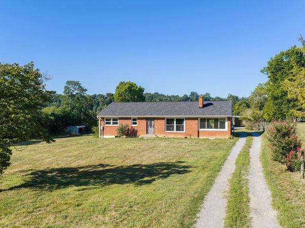 3549 Narrow Passage RD , Buchanan, VA 24066